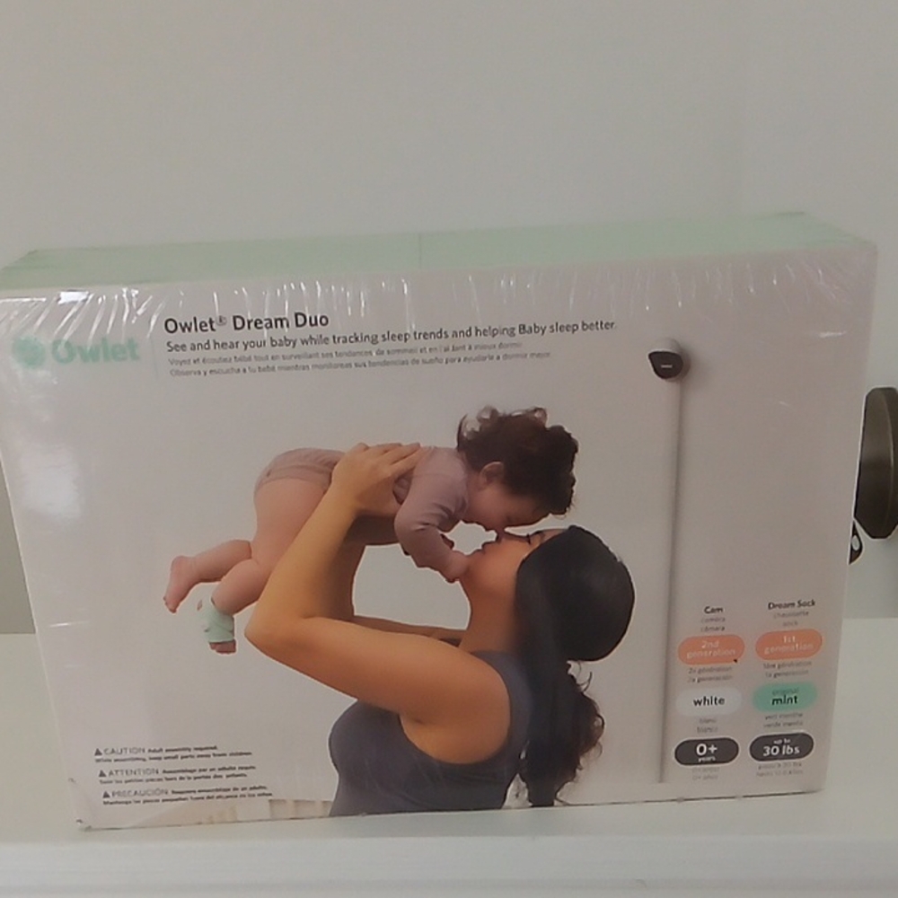 Owlet Dream Duo Baby Monitor in White and Mint